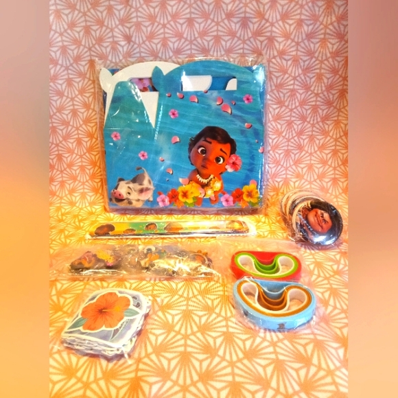 Moana Themed Kids Party Favors New - Picture 1 of 1
